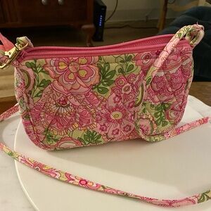 Vintage Vera Bradley bag in very good condition
💘